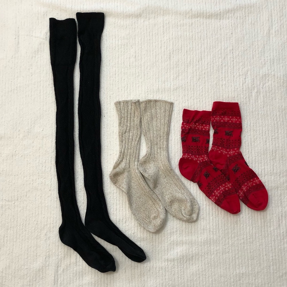 Assorted Winter Sock Set - image 1
